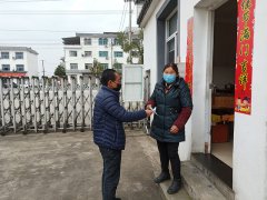 勇于担当，发挥“领头雁”作用