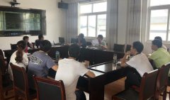 区粮食购购销公司召开党风廉政专题会议